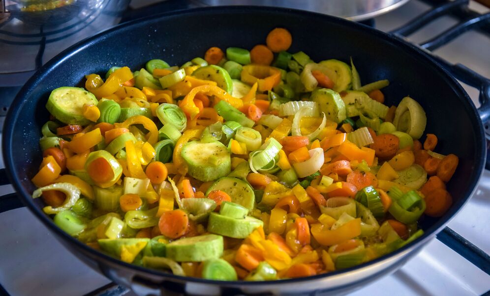 Le verdure stufate sono un alimento sano e ricco di fibre. 